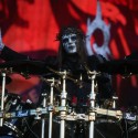  Ο Jordison απολύθηκε από τους Slipknot λόγω ασθένειας