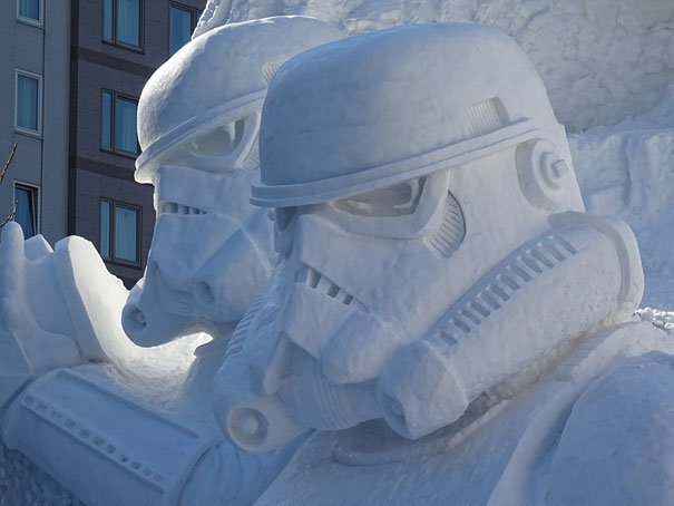 giant-star-wars-snow-sculpture-sapporo-festival-japan-13