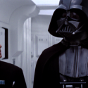  Ο Darth Vader κυνηγάει κόσμο στις τουαλέτες (vid)