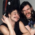  Ο Lemmy μας βαρέθηκε και πήγε να τα πιει με τον Phil Taylor
