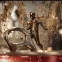  Ο Hulk μαλώνει με τον Ant Man για μια Coca Cola mini