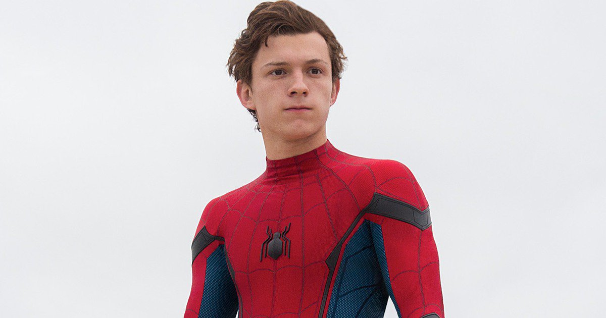  Spider-Man | Μαύρη και κόκκινη στολή για το Far From Home