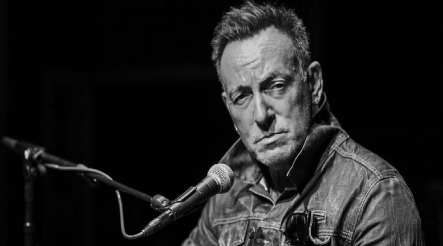  Ο Bruce Springsteen γεννήθηκε για να δημιουργεί και να οδηγεί την rock