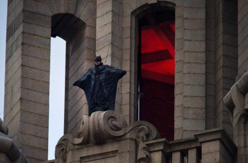  Οι πτήσεις του Batman σε νέες φωτογραφίες από τα γυρίσματα
